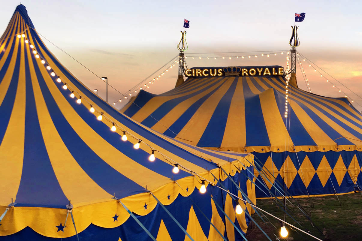 Lighting control software at Circus Royale ENTTEC Lighting control software at Circus Royale ENTTEC